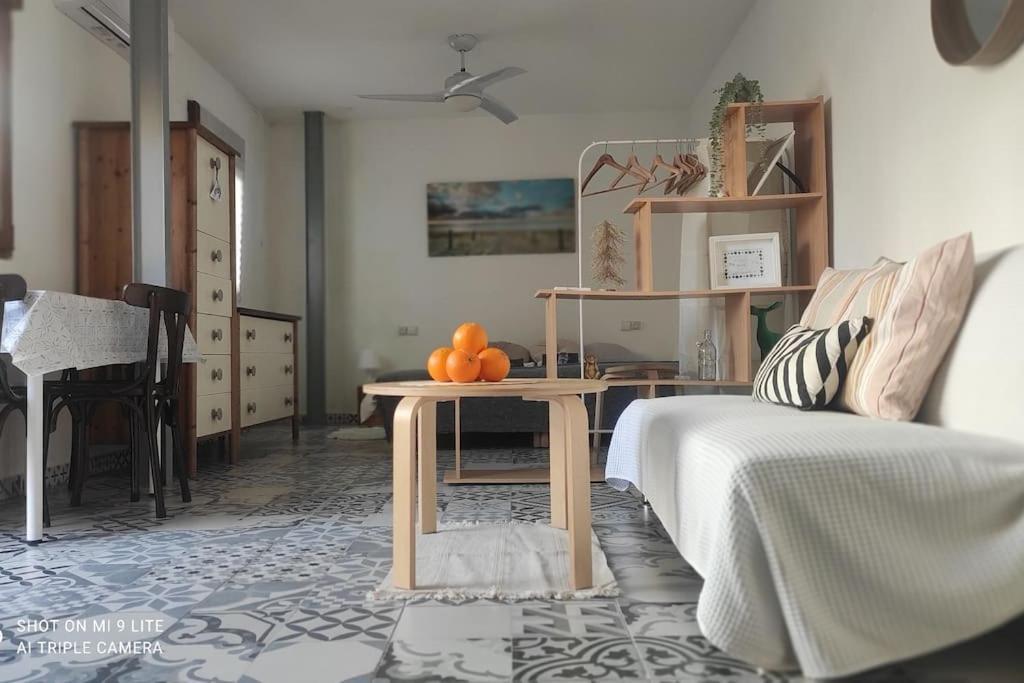 Precioso Apartamento Con A/A En Ruzafa Con Terracita Privada Y Acceso A Un Jardin, Para 2-3 Personas Валенсия Экстерьер фото