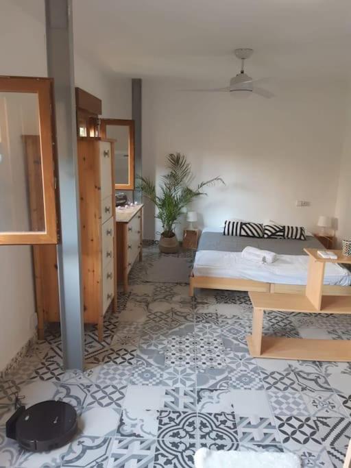 Precioso Apartamento Con A/A En Ruzafa Con Terracita Privada Y Acceso A Un Jardin, Para 2-3 Personas Валенсия Экстерьер фото